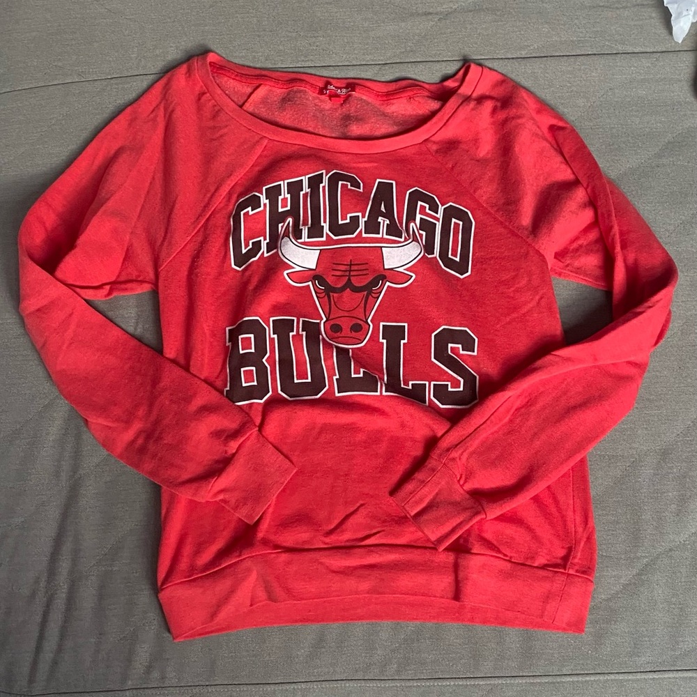Chicago bulls women sweater